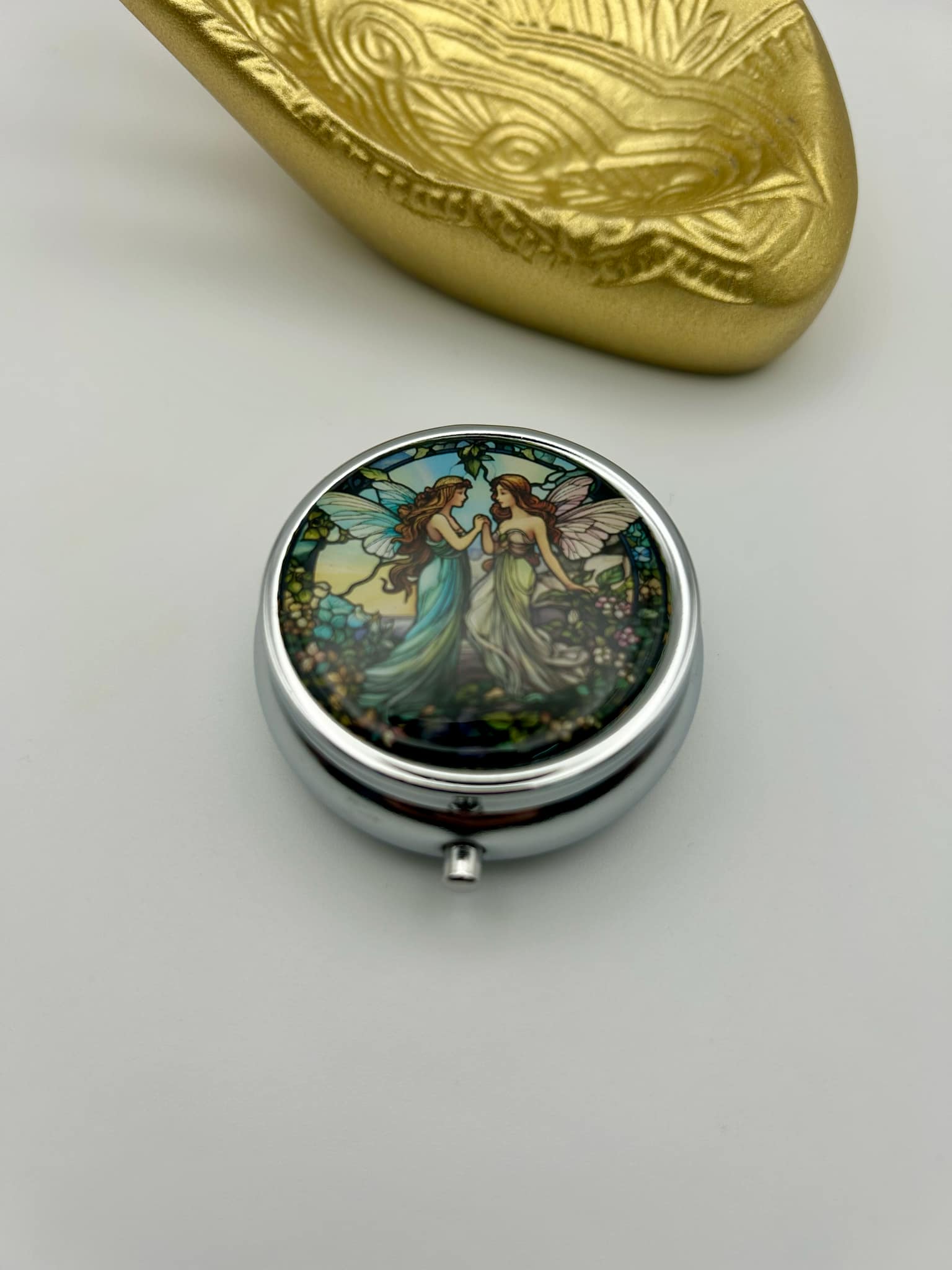 Stained Glass Vintage-Style Travel Pill Case
